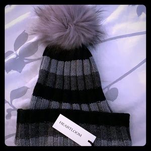 NWT Heartloom Beanie with Fur PomPom in Black/Gray